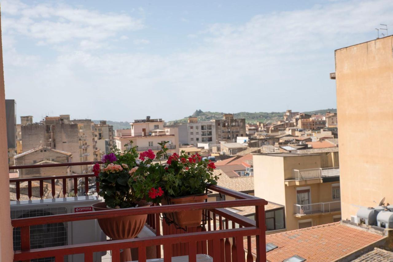 דירות Canicattì Come A Casa Panoramico E Centralissimo מראה חיצוני תמונה